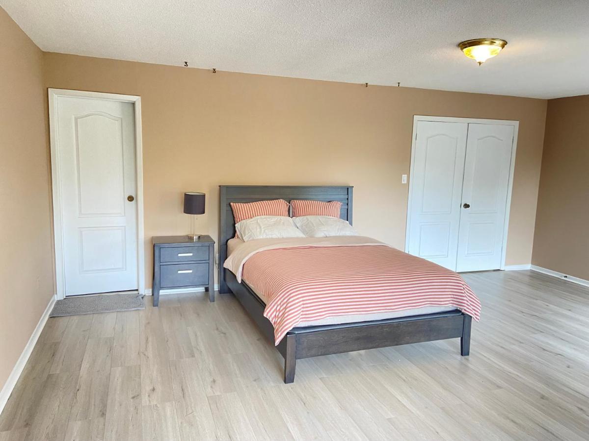 Appartamento 41 Huntsmill Blvd Toronto Esterno foto
