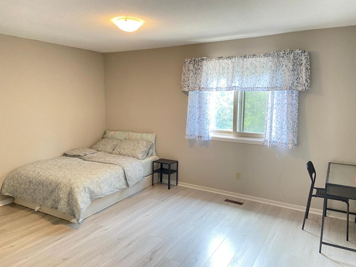 Appartamento 41 Huntsmill Blvd Toronto Esterno foto