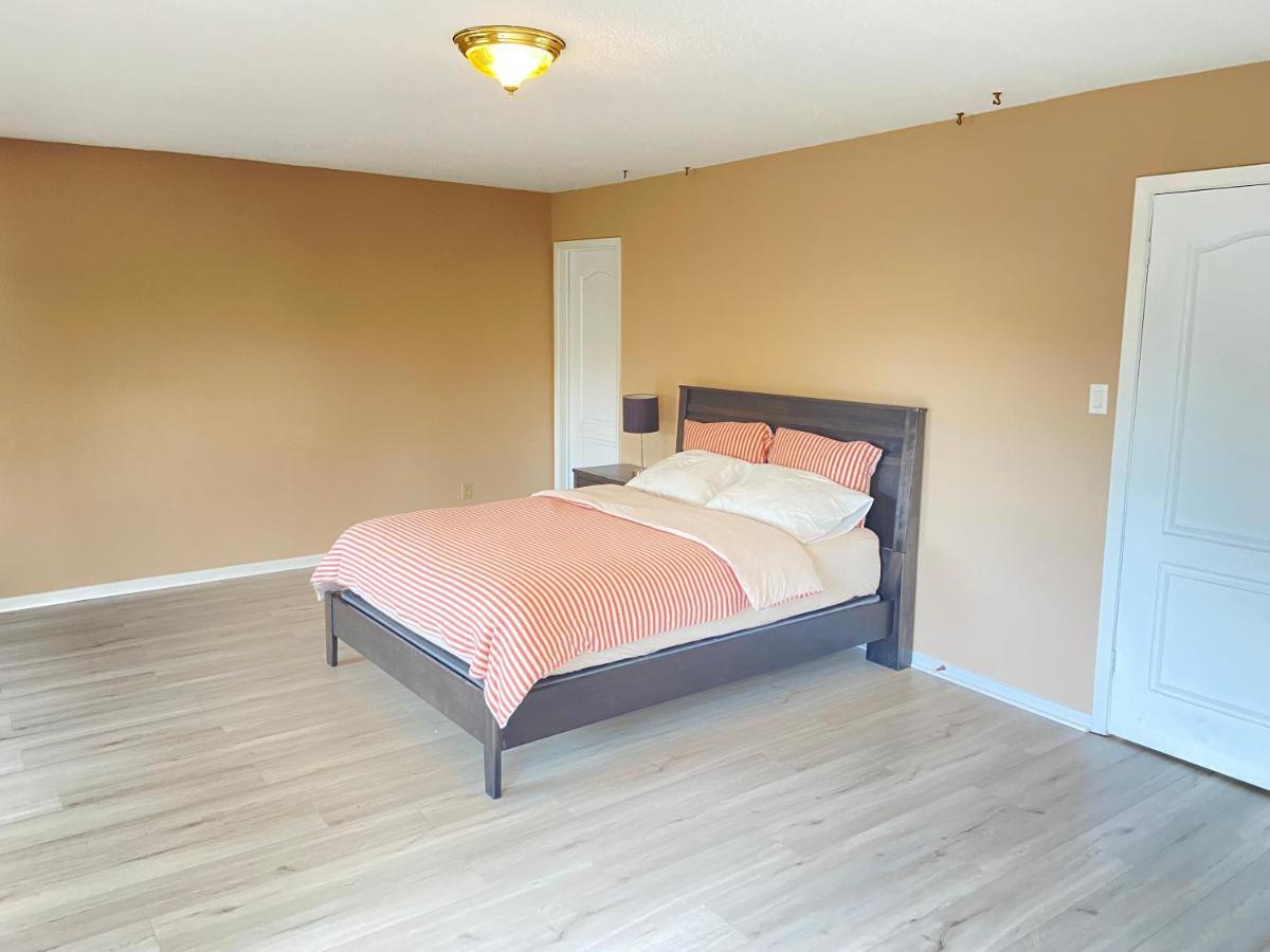 Appartamento 41 Huntsmill Blvd Toronto Esterno foto